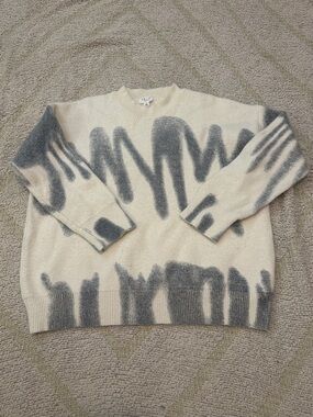 Le Lis Abstract Print Knit Sweater Cream Gray Size Small
